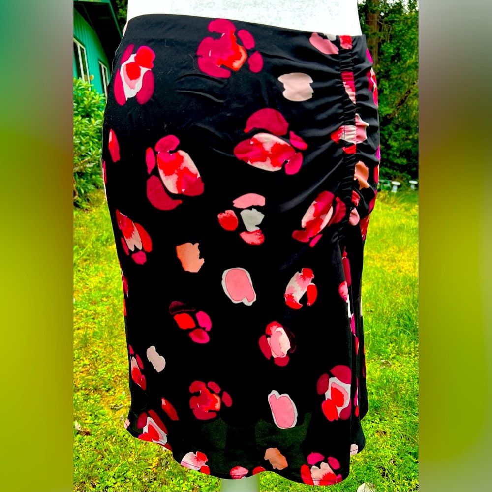 Black Red Floral CAbi Skirt Midi Ruched Slip On Casual Party